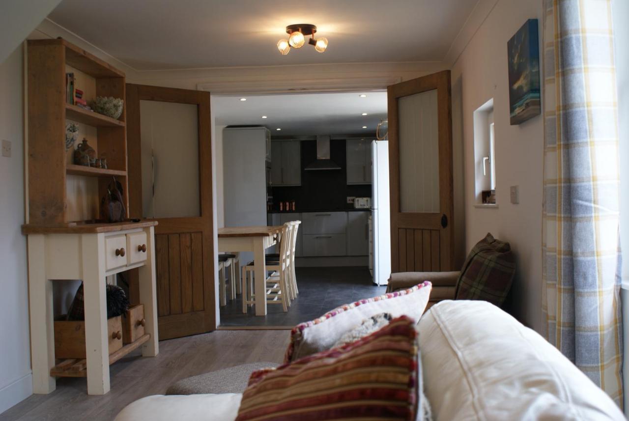 Lizzie'S Garden Cottage Portree Exterior foto